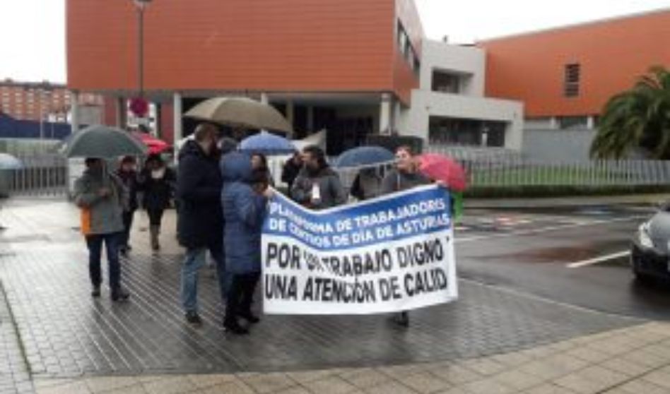 Trabajadores de los centros de Asturias