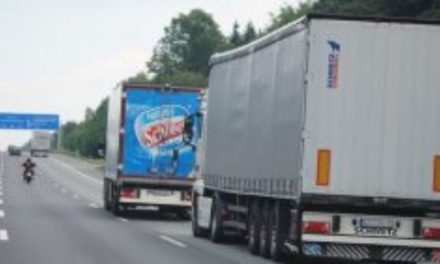 Continúa la negociación del nuevo convenio de transportes de mercancía por carretera