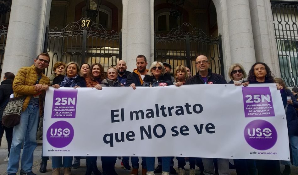 «El maltrato que NO se ve», lema de la concentración de USO ante el Ministerio de Igualdad