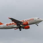 USO mantiene la huelga de TCP en easyJet