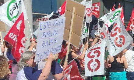 USO presente en las concentraciones del Hospital San Pedro de Alcántara en Cáceres