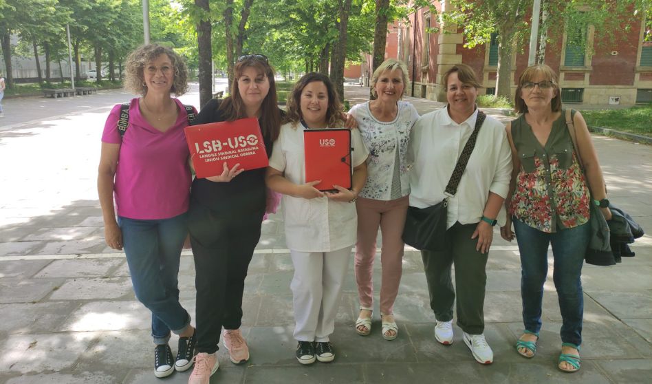 Dos nuevas delegadas elegidas en las elecciones de Garbialdi, limpiezas de edificios en el campus universitario de Álava