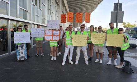 USO denuncia servicios mínimos abusivos en la huelga de TCP de EasyJet